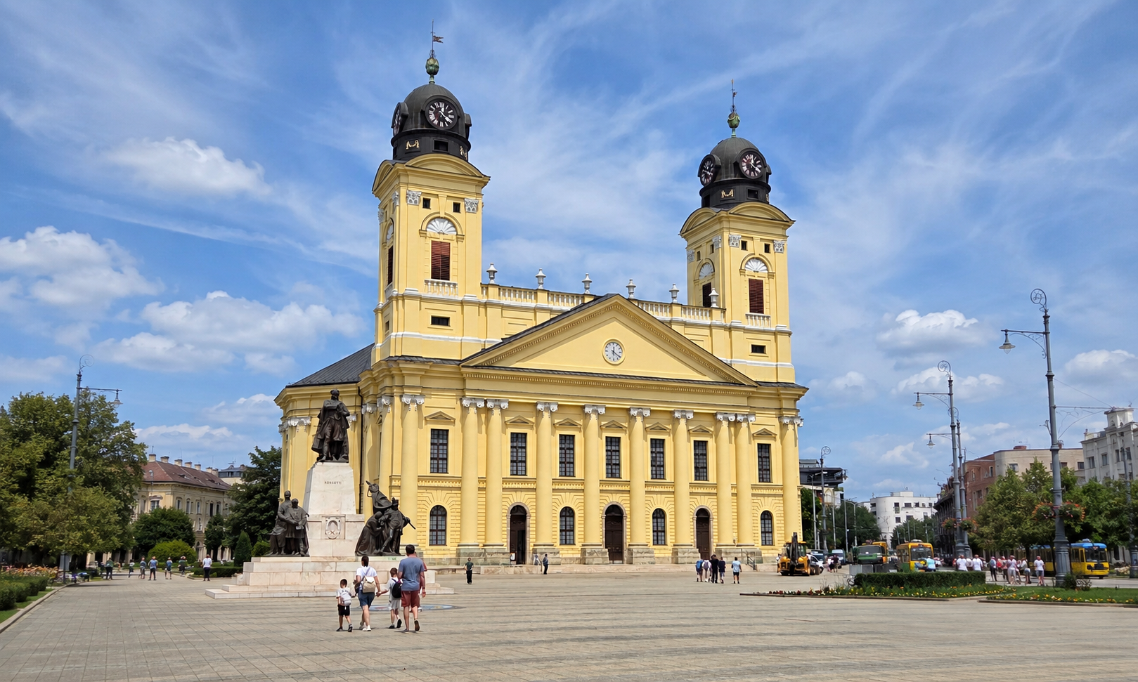 CUSP.X_T riscalda la Grande Chiesa Riformata di Debrecen